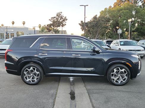Used 2021 Hyundai Palisade Calligraphy image 4