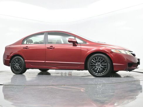 Used 2011 Honda Civic LX image 37