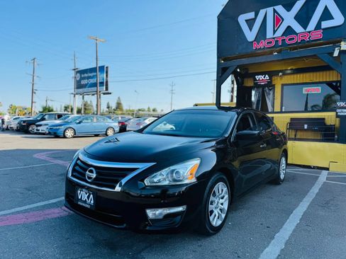 Used 2015 Nissan Altima 2.5 S w/ Power Driver Seat Package FWD image 1