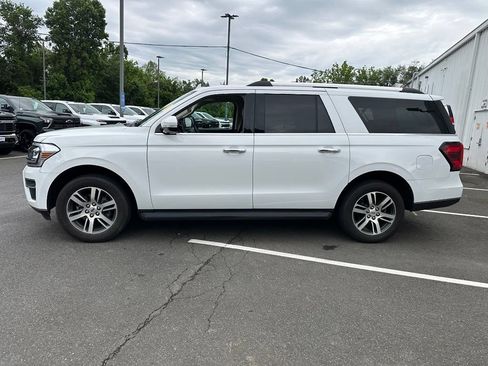 Used 2024 Ford Expedition Max Limited AWD/4WD image 5