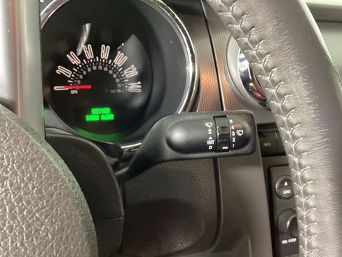 Used 2006 Ford Mustang GT RWD image 19