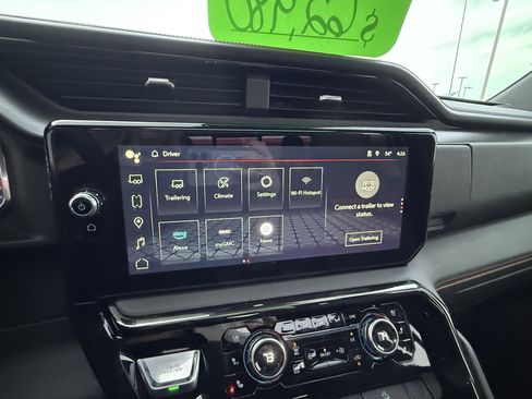 Used 2025 GMC Sierra 1500 AT4 w/ AT4 Premium Package image 18