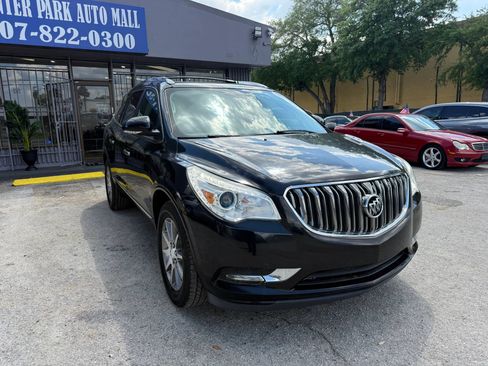 Used 2017 Buick Enclave Leather image 3
