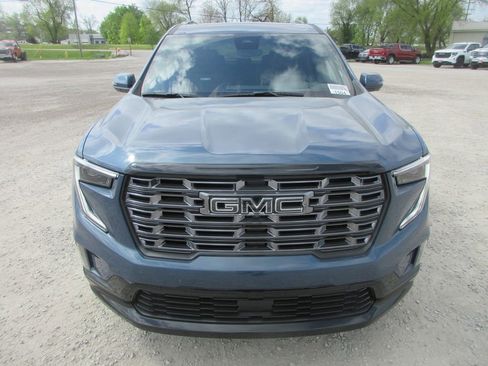 New 2026 GMC Acadia Denali Ultimate AWD/4WD image 11