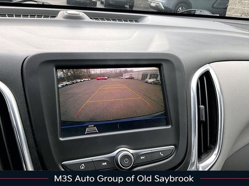 Used 2021 Chevrolet Equinox LT image 14