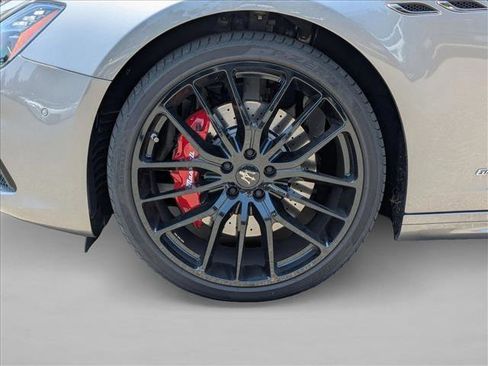Used 2019 Maserati Ghibli S GranSport RWD image 23