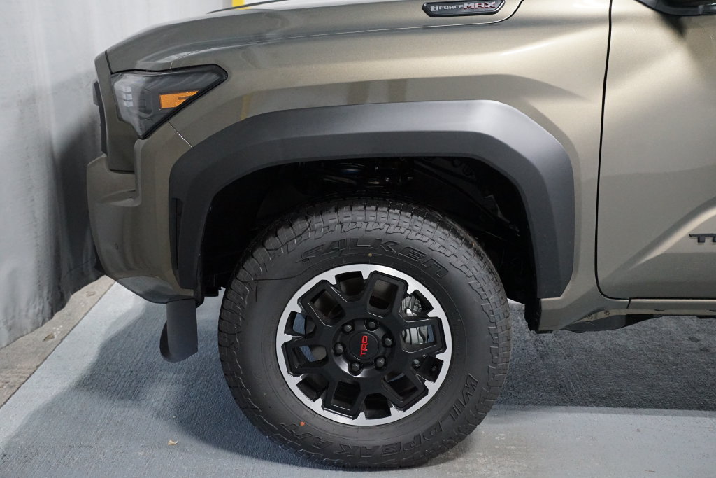 New 2026 Toyota Tacoma TRD Off-Road w/ TRD Off Road Upgrade Package AWD/4WD image 5