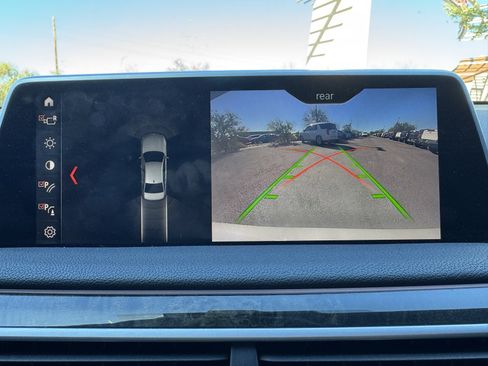 Used 2019 BMW 740i w/ M Sport Package image 24