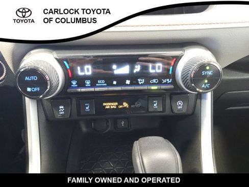 Used 2021 Toyota RAV4 XLE w/ XLE Grade Weather Package AWD/4WD image 27