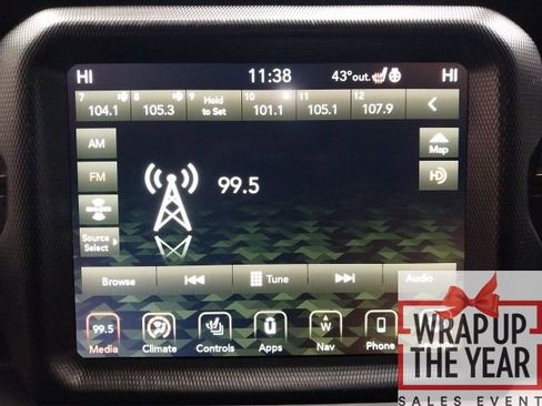 Used 2022 Jeep Wrangler Unlimited Sahara image 14