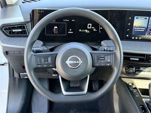 New 2026 Nissan Kicks SV image 18