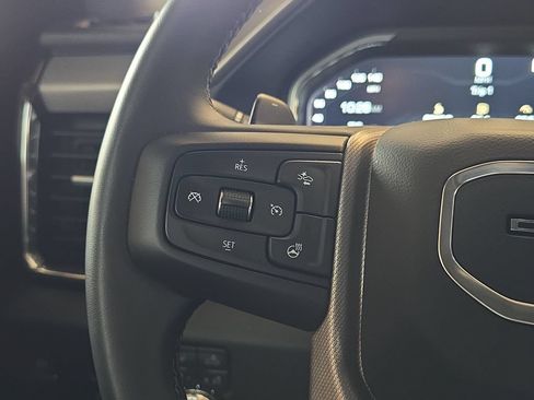 Used 2023 GMC Sierra 1500 Denali w/ Denali Reserve Package AWD/4WD image 18