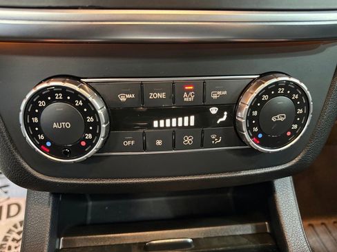 Used 2015 Mercedes-Benz ML 400 4MATIC image 33