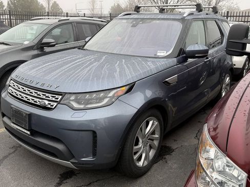 Used 2018 Land Rover Discovery HSE AWD/4WD image 2
