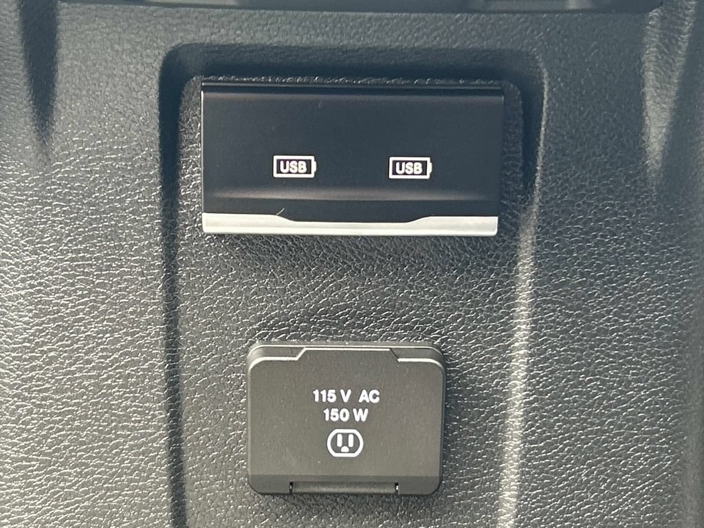 Certified 2025 Jeep Wrangler Unlimited Rubicon AWD/4WD image 19