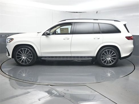 New 2026 Mercedes-Benz GLS 450 4MATIC image 5