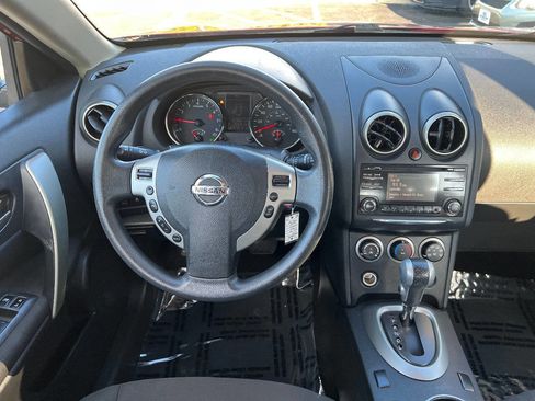 Used 2014 Nissan Rogue S w/ Convenience Package image 28