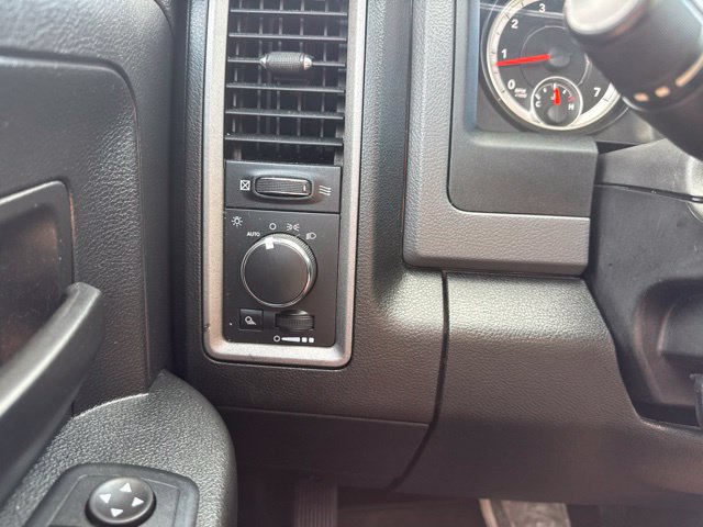 Used 2015 RAM 2500 Tradesman w/ Chrome Appearance Group AWD/4WD image 22