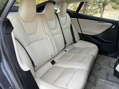 Used 2018 Tesla Model S 75D image 42