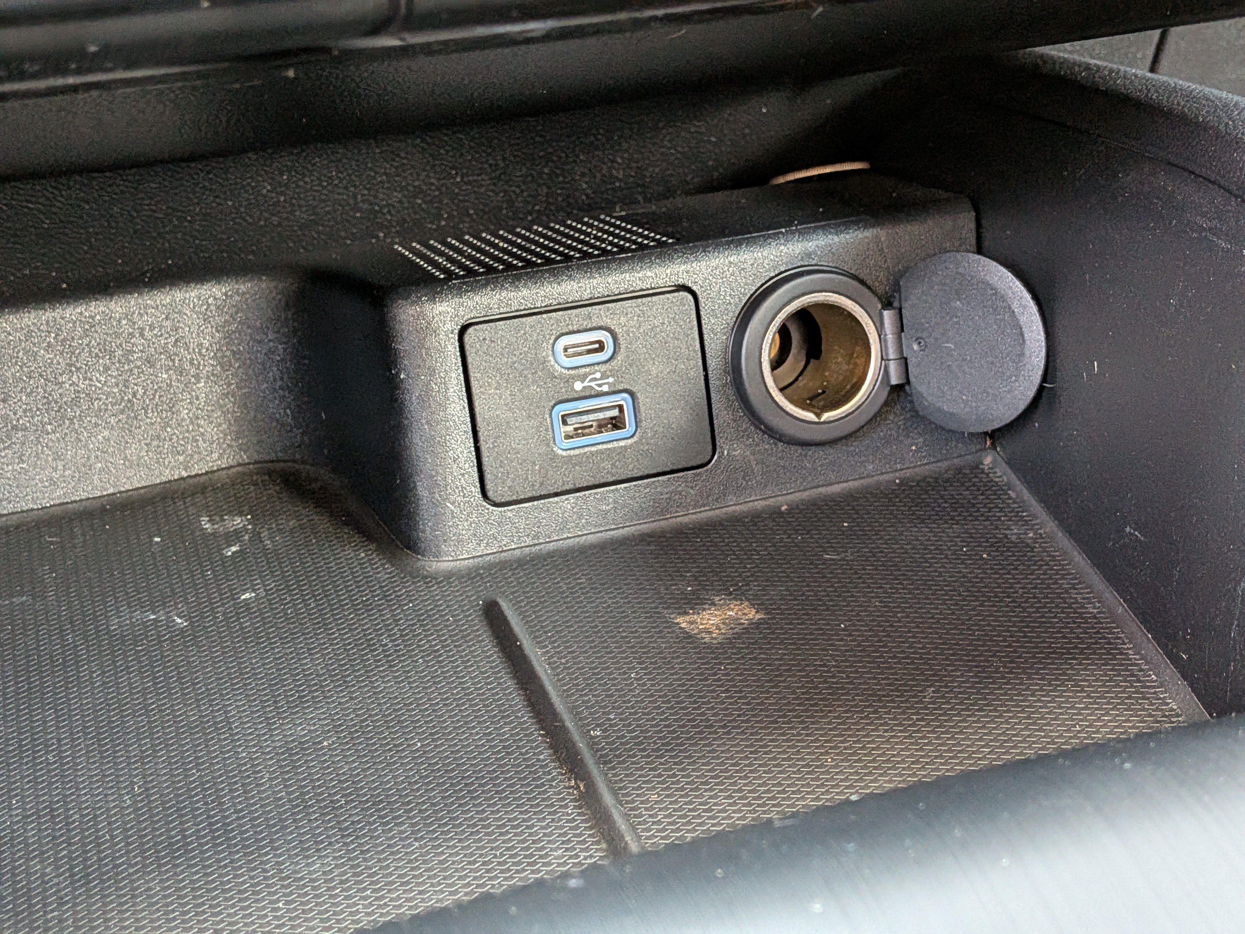 Used 2021 Ford Escape S FWD image 27