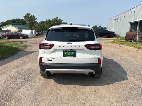 Used 2023 Ford Escape Active w/ Tech Pack #2 AWD/4WD image 5