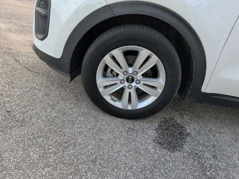 Used 2017 Kia Sportage LX FWD image 9