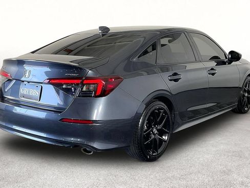 Used 2025 Honda Civic Sport image 4