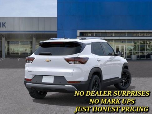 New 2026 Chevrolet TrailBlazer LT w/ Convenience Package FWD image 4