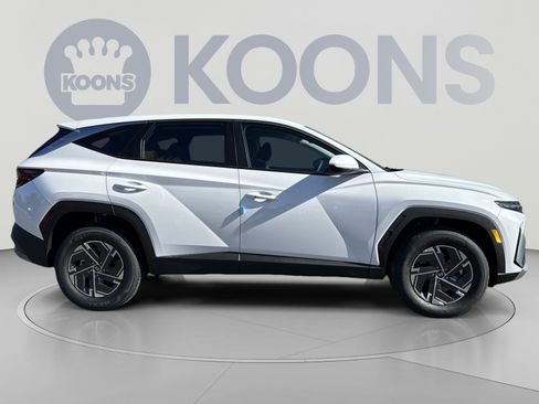 New 2026 Hyundai Tucson Blue SE AWD/4WD image 8