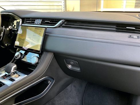 Used 2021 Jaguar F-PACE S image 16