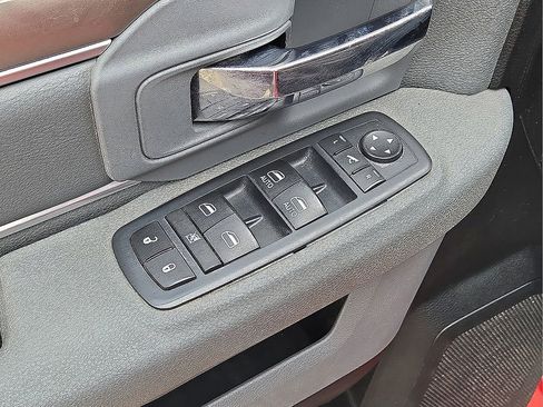 Used 2017 RAM 1500 Lone Star image 21