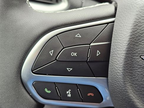 New 2026 Chrysler Pacifica Select image 19