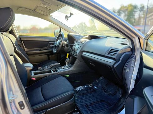 Used 2013 Subaru Impreza 2.0i Sport Premium image 11