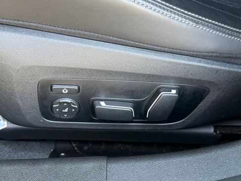 Used 2024 BMW M3 Competition w/ Executive Package image 17