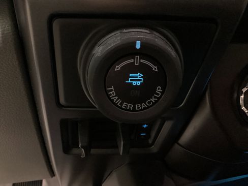 Used 2018 Ford F150 XLT w/ Equipment Group 302A Luxury image 23