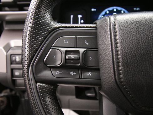 Used 2024 Toyota Tacoma SR5 image 17