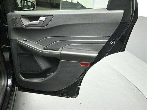 Certified 2021 Ford Escape Titanium w/ Titanium Elite Package image 30