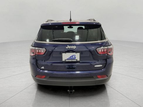 Used 2019 Jeep Compass Latitude w/ Cold Weather Group FWD image 25