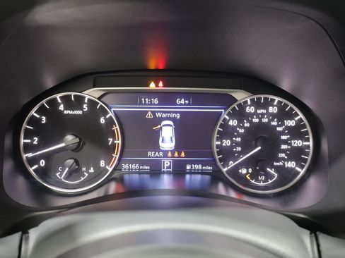 Used 2025 Nissan Altima 2.5 SV FWD image 38