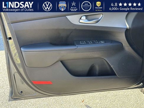 Used 2019 Kia Forte LXS image 8