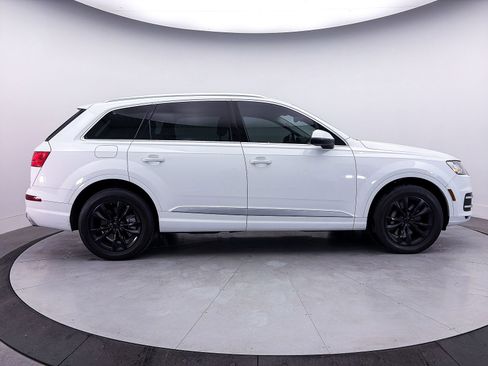 Used 2019 Audi Q7 3.0T Premium Plus AWD/4WD image 36