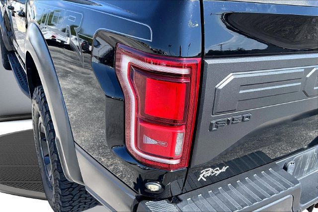 Used 2018 Ford F150 Raptor w/ Equipment Group 802A Luxury AWD/4WD image 24
