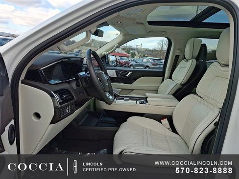 Certified 2024 Lincoln Navigator Black Label image 13