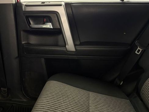 Used 2021 Toyota 4Runner SR5 AWD/4WD image 34