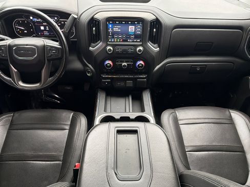 Used 2022 GMC Sierra 3500 Denali w/ Denali Ultimate Package image 13