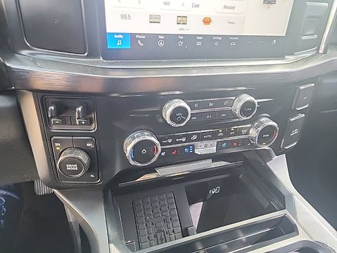 Used 2024 Ford F250 Lariat AWD/4WD image 8