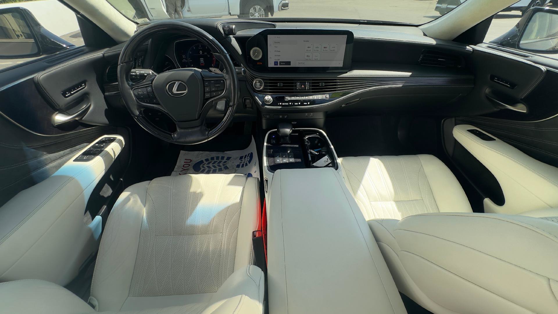 Used 2023 Lexus LS 500 w/ Interior Upgrade Package RWD image 6