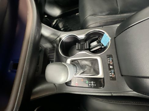 Used 2017 Toyota Highlander Limited FWD image 25