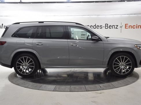 New 2026 Mercedes-Benz GLS 450 4MATIC image 7