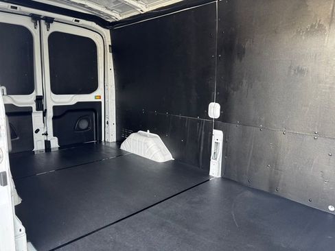 Used 2024 Ford Transit 250 Base w/ Exterior Upgrade Package image 34